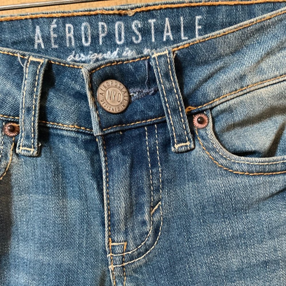 Woman Jeans - Picture 3 of 4